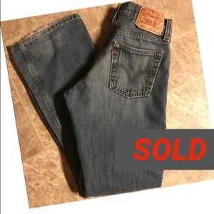 🌙SOLD 🌙Men’s Levi’s 527 jeans low rise bootcut